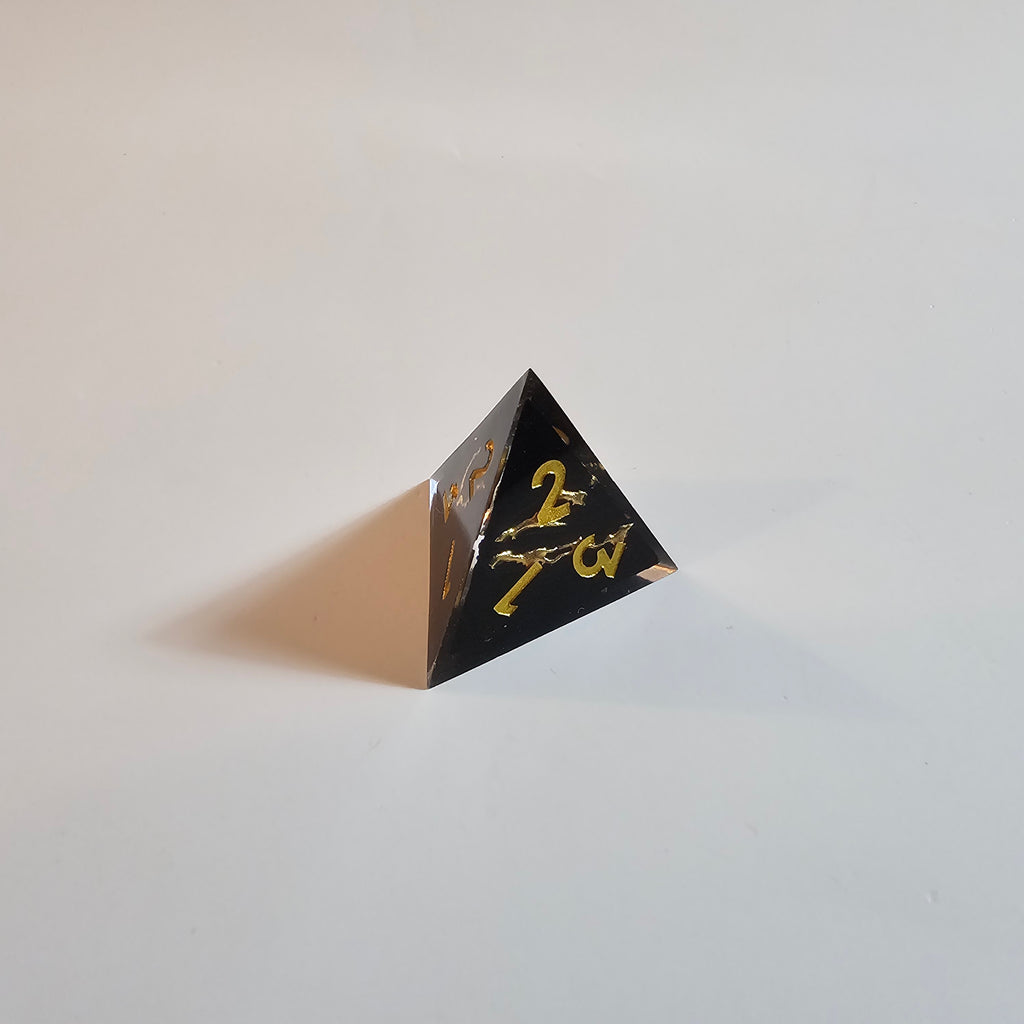 Gold Eclipse Sharp Edge Resin Dice Set