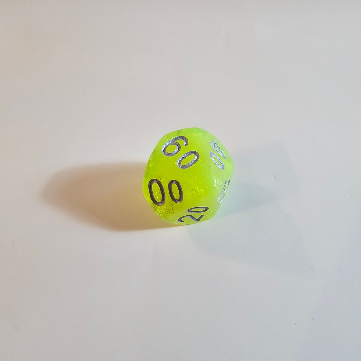 Sparkling Glowvine Acrylic Dice Set