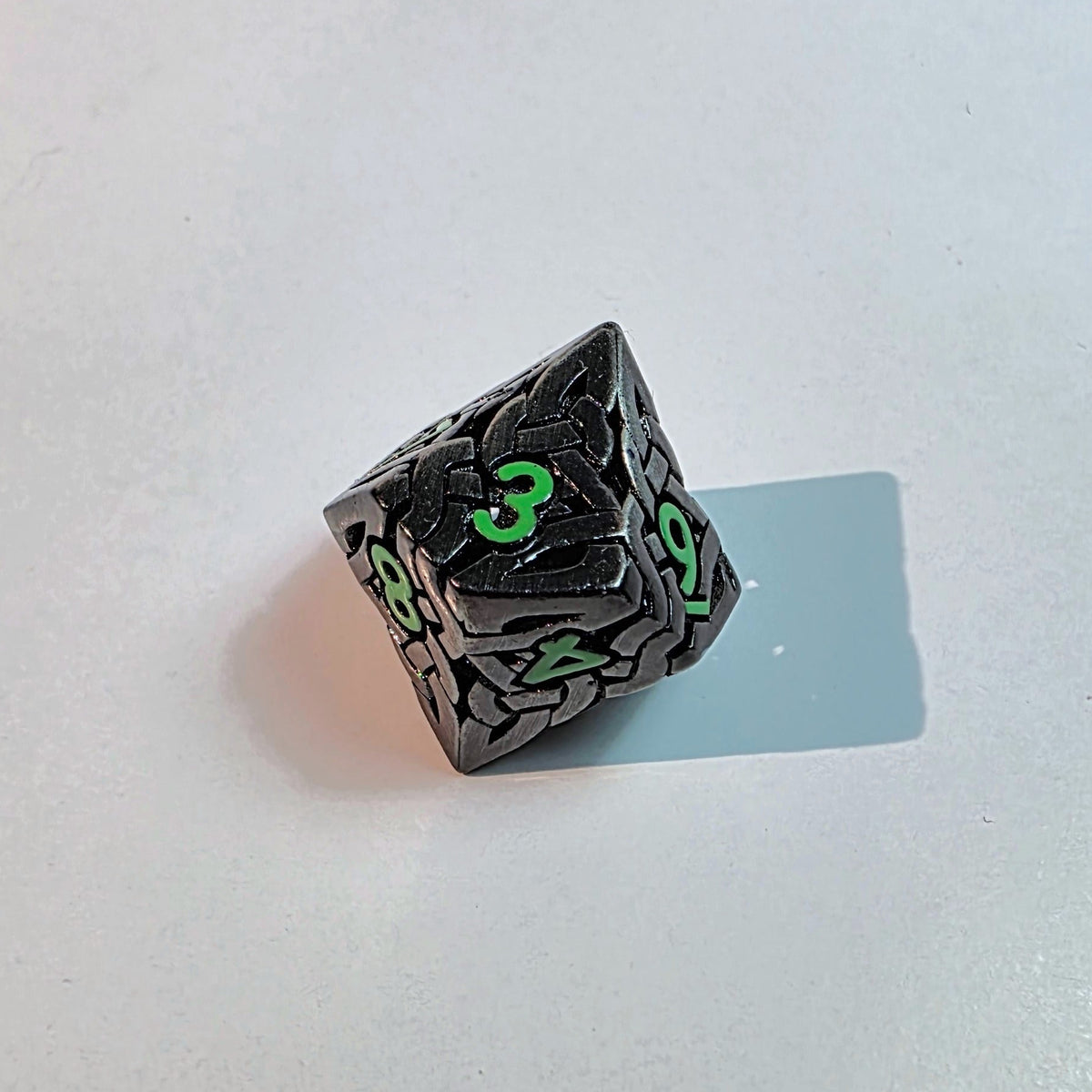 Celtic Knot Green Hollow Metal Dice Set