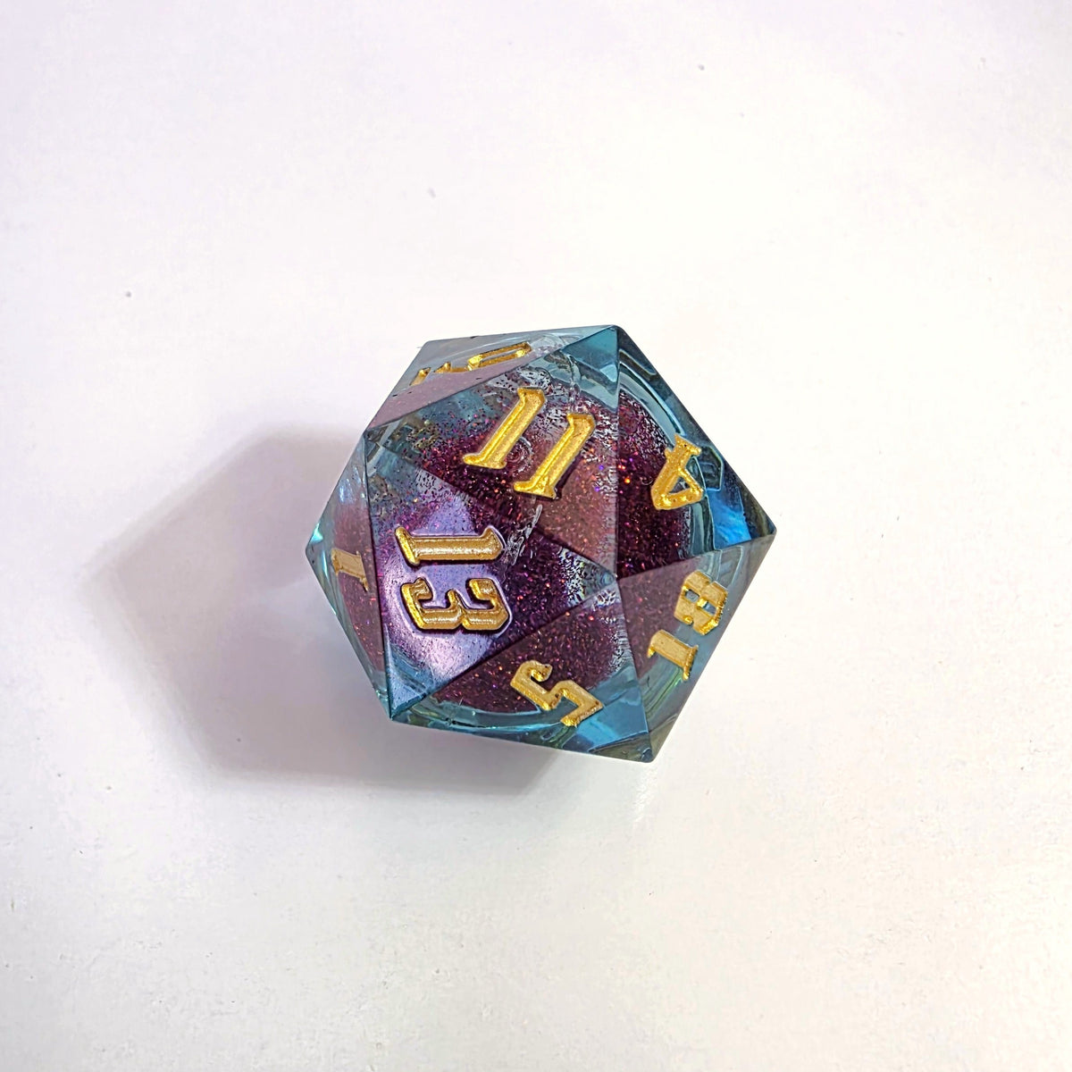 Pearl Current Liquid Core Resin Dice Set