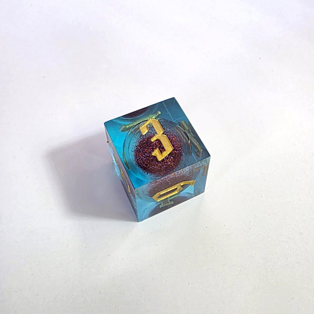Pearl Current Liquid Core Resin Dice Set