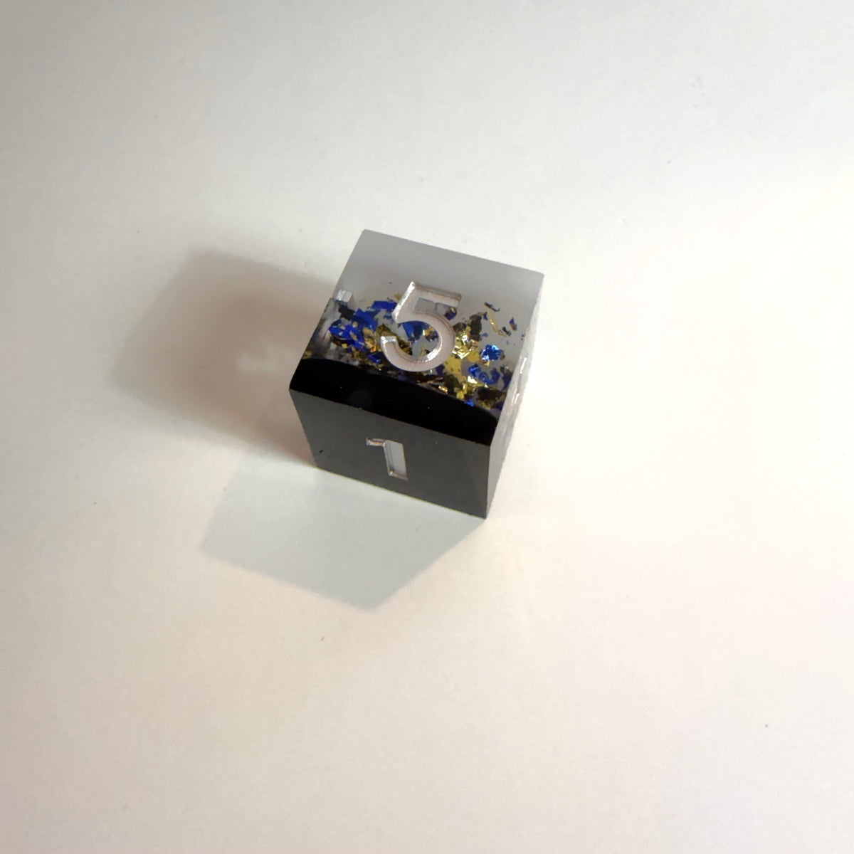 Parallax Rift Sharp Edge Resin Dice Set