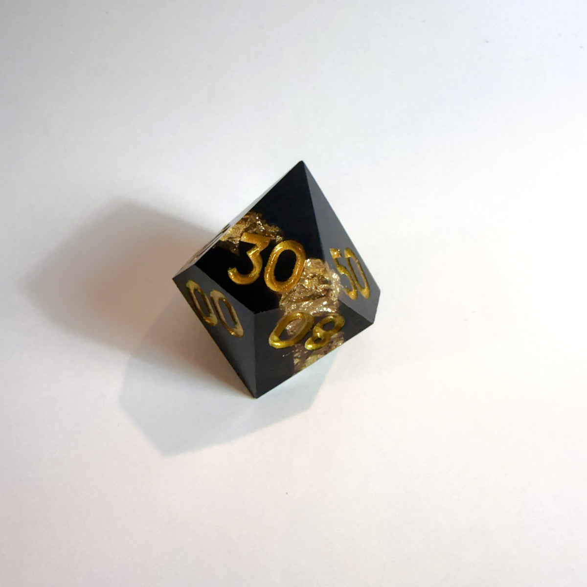 Gold Banded Sharp Edge Resin Dice Set